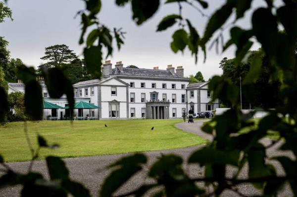  Fota House &amp; Gardens. 